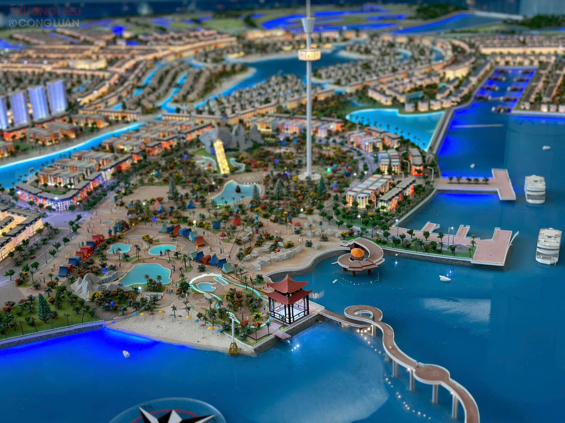 “Khu du lịch quốc tế Đồi Rồng” nằm trên địa bàn phường Đồ Sơn thuộc Khu du lịch cấp tỉnh Đồ Sơn. “Khu du lịch quốc tế Đồi Rồng” nằm trên địa bàn phường Đồ Sơn thuộc Khu du lịch cấp tỉnh Đồ Sơn.