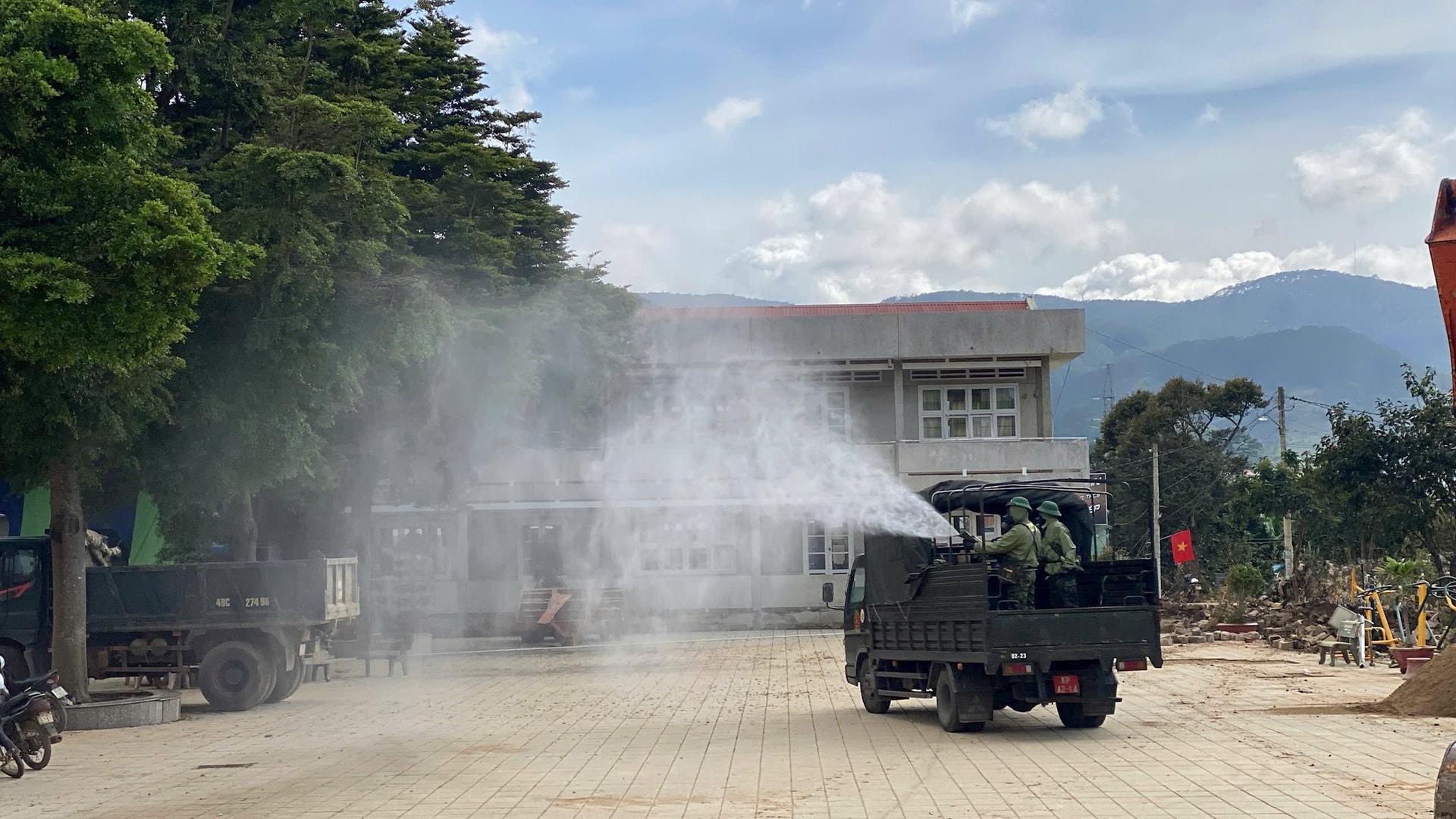 Lâm Đồng tăng cường ứng phó, khẩn trương khắc phục hậu quả mưa lũ