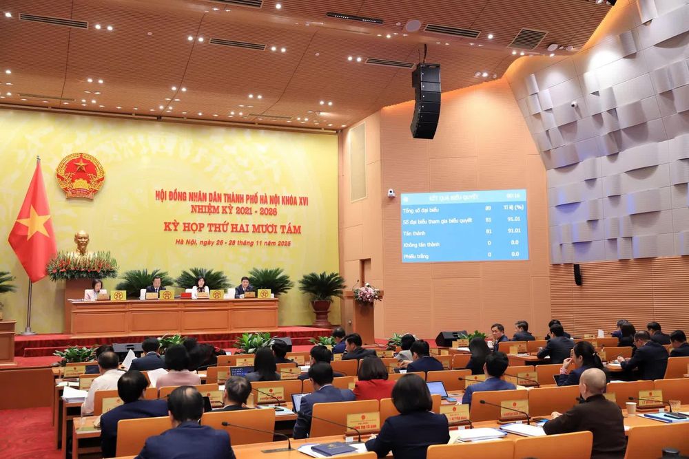 Hà Nội thông qua mức hỗ trợ mới cho cơ sở chăn nuôi và lực lượng chống dịch