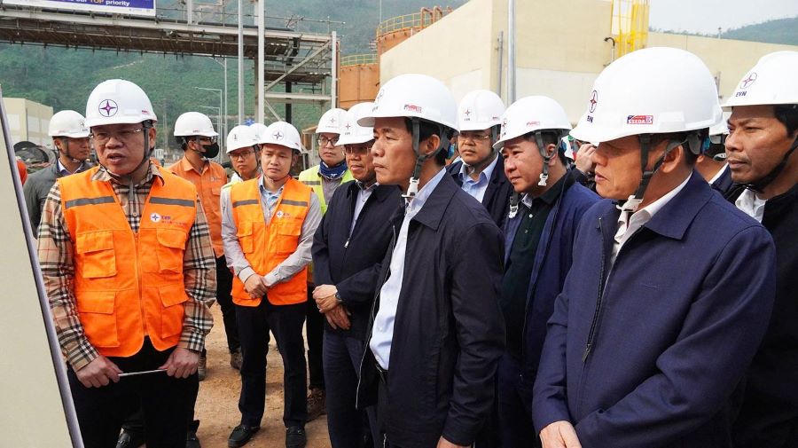 Quảng Trị tập trung tháo gỡ vướng mắc để tăng tốc các dự án trọng điểm tại Khu kinh tế Hòn La