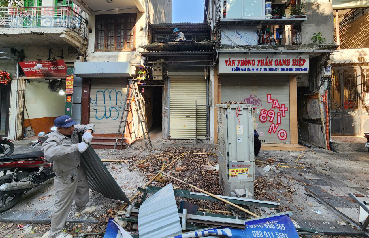 Theo đại diện lực lượng chức năng, các phường Hoàn Kiếm, Cửa Nam, Ba Đình được chọn thí điểm vì đều là các địa bàn trung tâm, tập trung nhiều cơ quan Nhà nước, doanh nghiệp, lưu lượng giao thông lớn và hoạt động thương mại, dịch vụ.