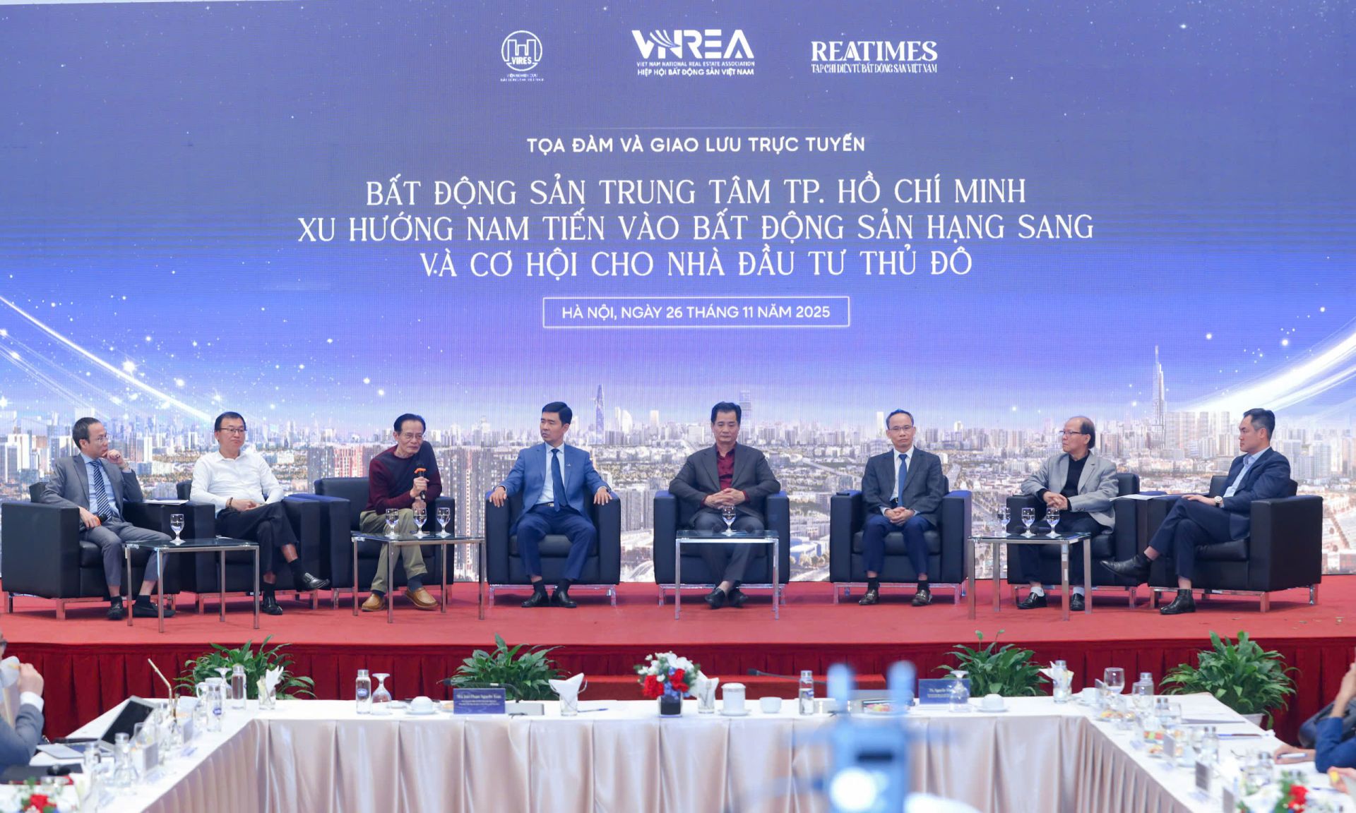 Dòng tiền Nam tiến chảy mạnh vào chung cư hạng sang trung tâm TP.HCM