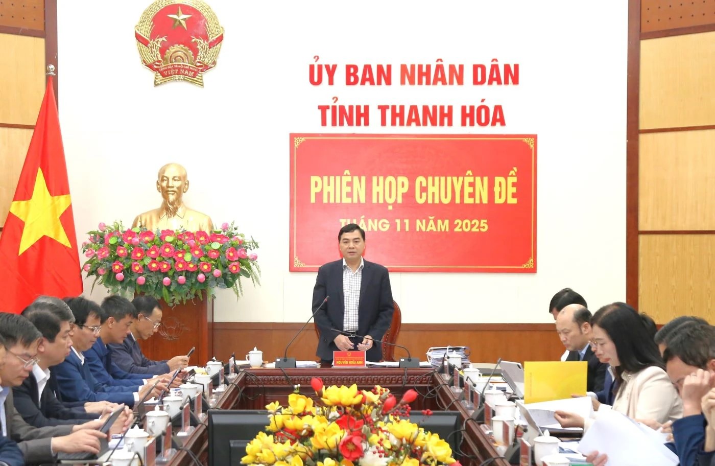 Toàn cảnh phiên họp
