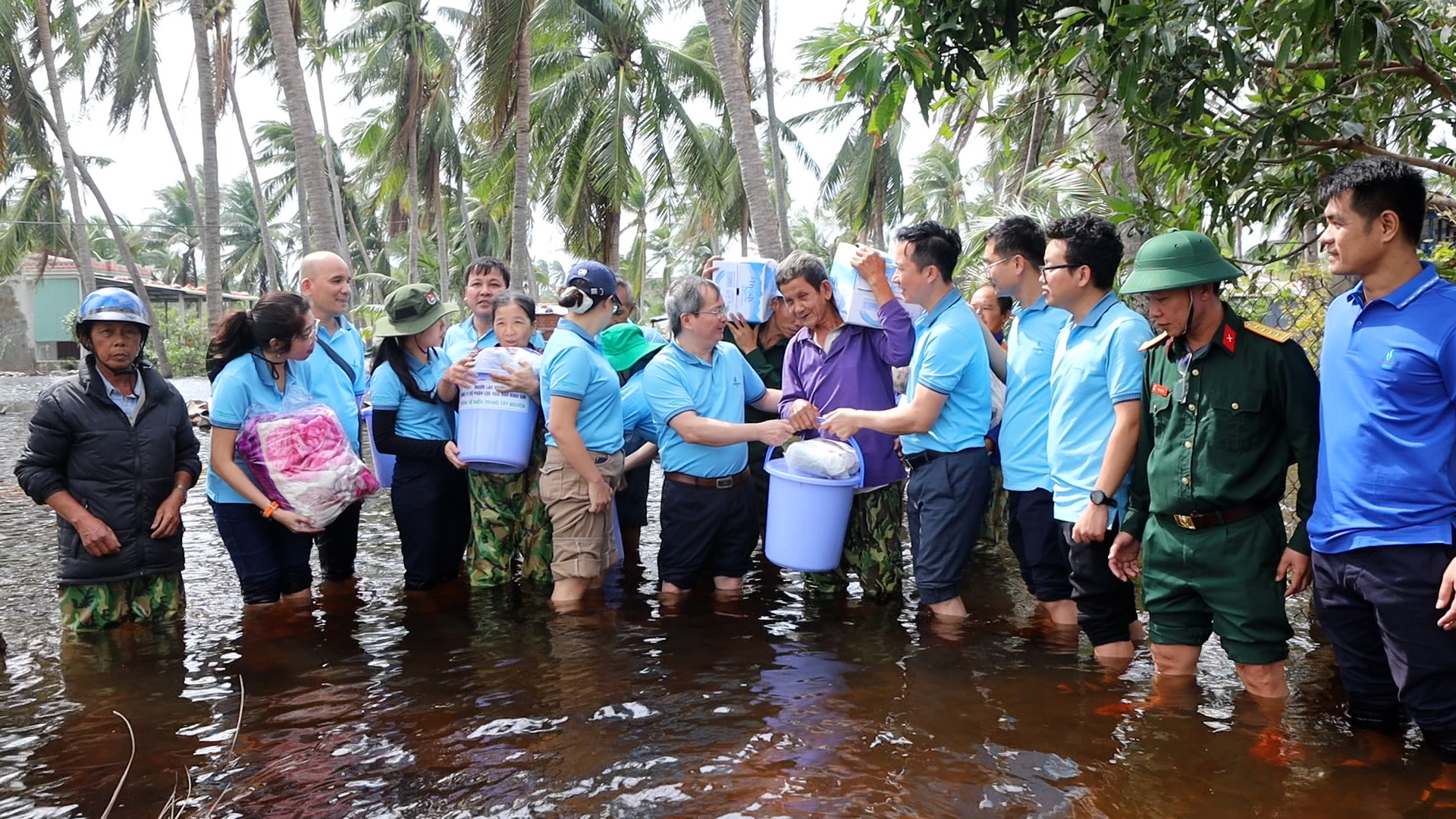 BSR hình mẫu của doanh nghiệp thực hiện an sinh xã hội BSR hình mẫu của doanh nghiệp thực hiện an sinh xã hội