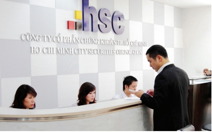 Lãnh đạo HSC đăng ký bán 350.000 cổ phiếu HCM