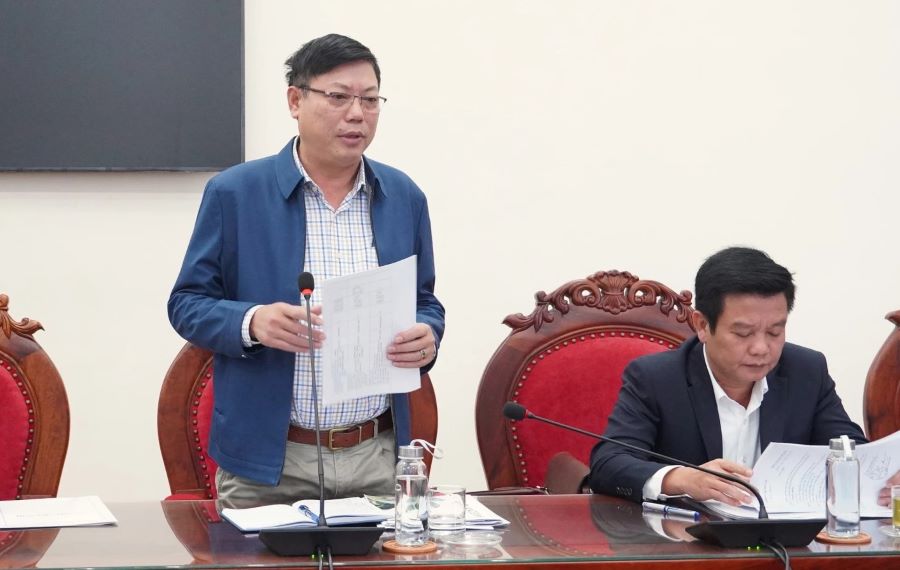 Lãnh đạo Sở Văn hóa, Thể thao và Du lịch báo cáo tại buổi làm việc. Lãnh đạo Sở Văn hóa, Thể thao và Du lịch báo cáo tại buổi làm việc.