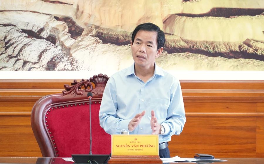 Đồng chí Nguyễn Văn Phương, Bí thư Tỉnh ủy kết luận tại buổi làm việc. Đồng chí Nguyễn Văn Phương, Bí thư Tỉnh ủy kết luận tại buổi làm việc.