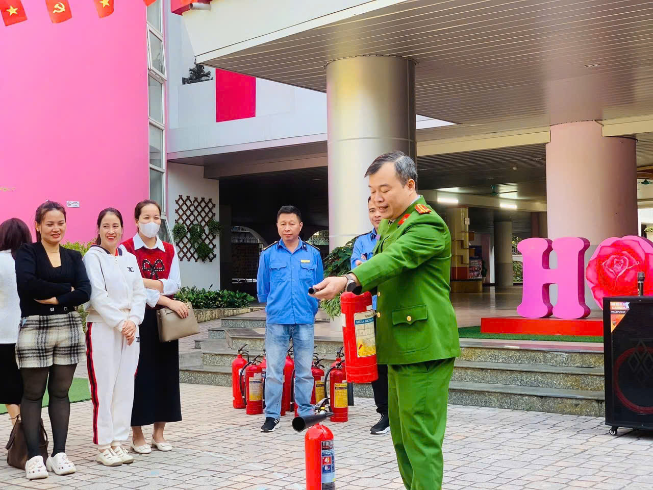 Hà Nội tăng cường tập huấn phòng cháy chữa cháy tại các trường học