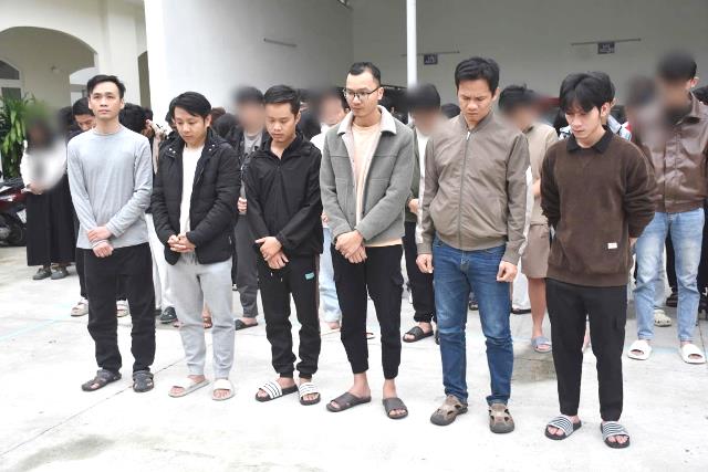 Các đối tượng tham gia đường dây. Các đối tượng tham gia đường dây.