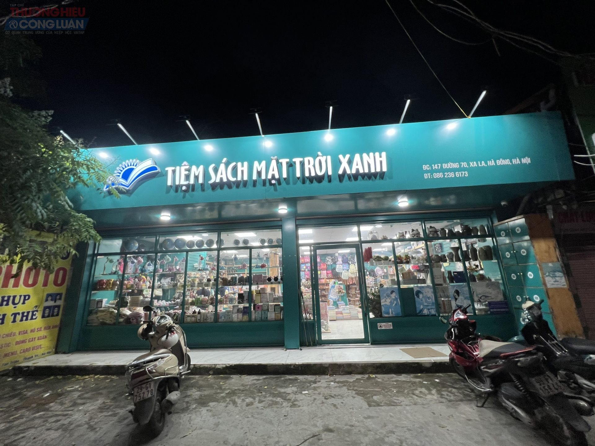 Cửa hàng Tiệm sách Mặt Trời Xanh (Xa La, Hà Đông, Hà Nội)