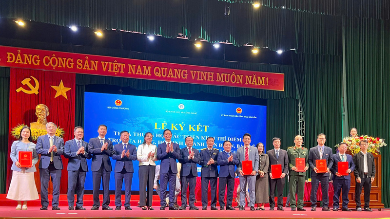 Thái Nguyên mở thí điểm chuyển đổi số cho hộ kinh doanh, thích ứng thuế mới bằng phần mềm bán hàng, hóa đơn điện tử, thanh toán số cùng sự đồng hành của VNPT