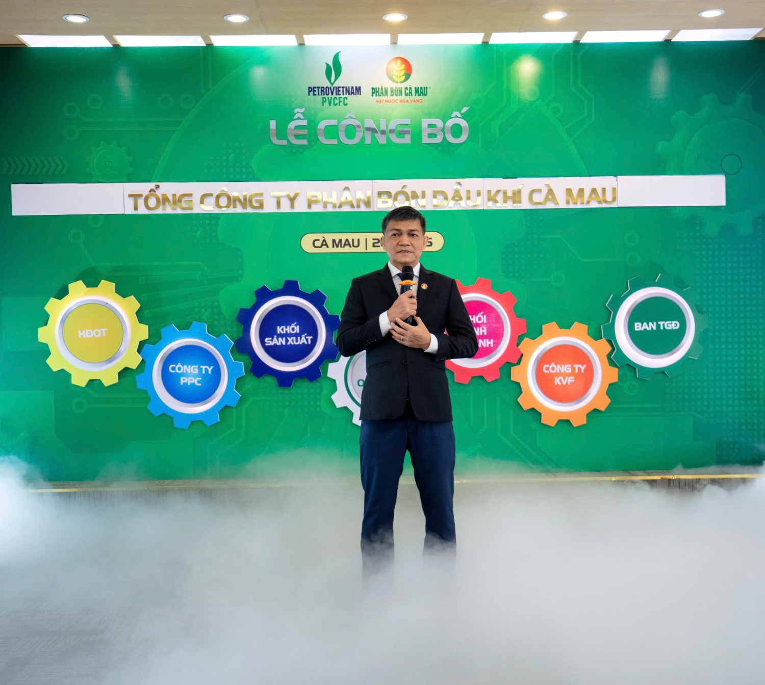 Tổng Giám đốc PVCFC Văn Tiến Thanh tin tưởng rằng tập thể Ban lãnh đạo và người lao động PVCFC sẽ cùng chung một niềm tin 