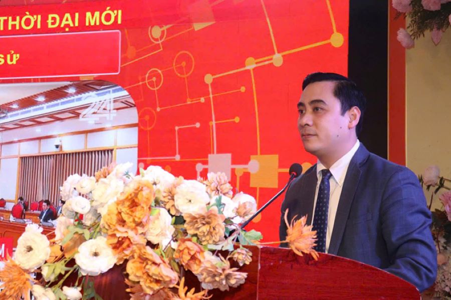 Giám đốc Sở KH&CN Lê Thành Đông phát biểu khai mạc và trình bày chuyên đề 