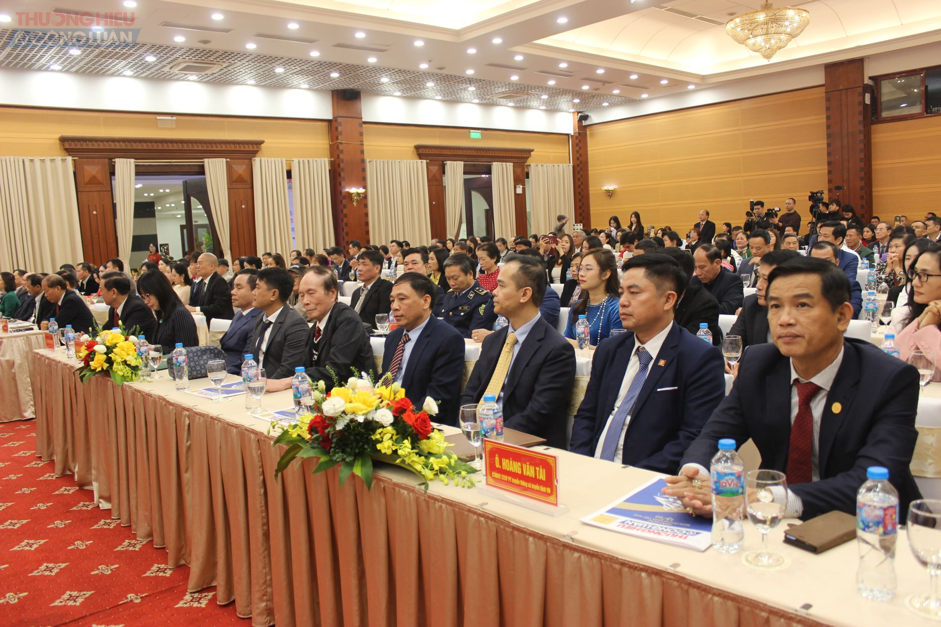 Các khách mời tham dự Đại hội Đại biểu lần thứ VI