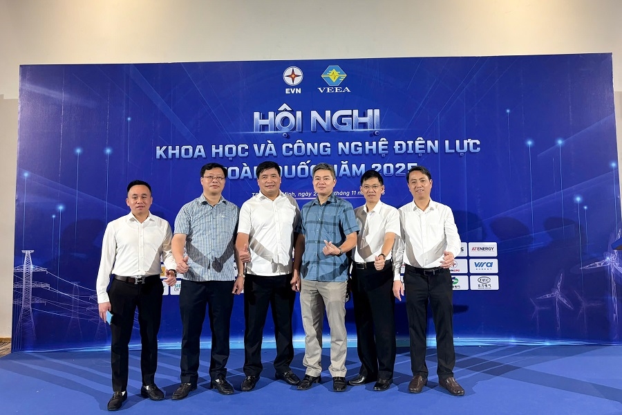 Đoàn công tác tỉnh Tuyên Quang tham dự Hội nghị Khoa học và Công nghệ Điện lực toàn quốc năm 2025.