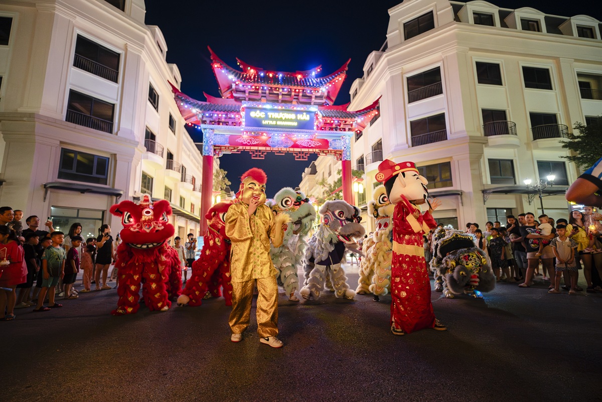 Các sự kiện, lễ hội đậm màu sắc văn hóa là yếu tố thu hút du khách khắp nơi đổ về Asia Vibe