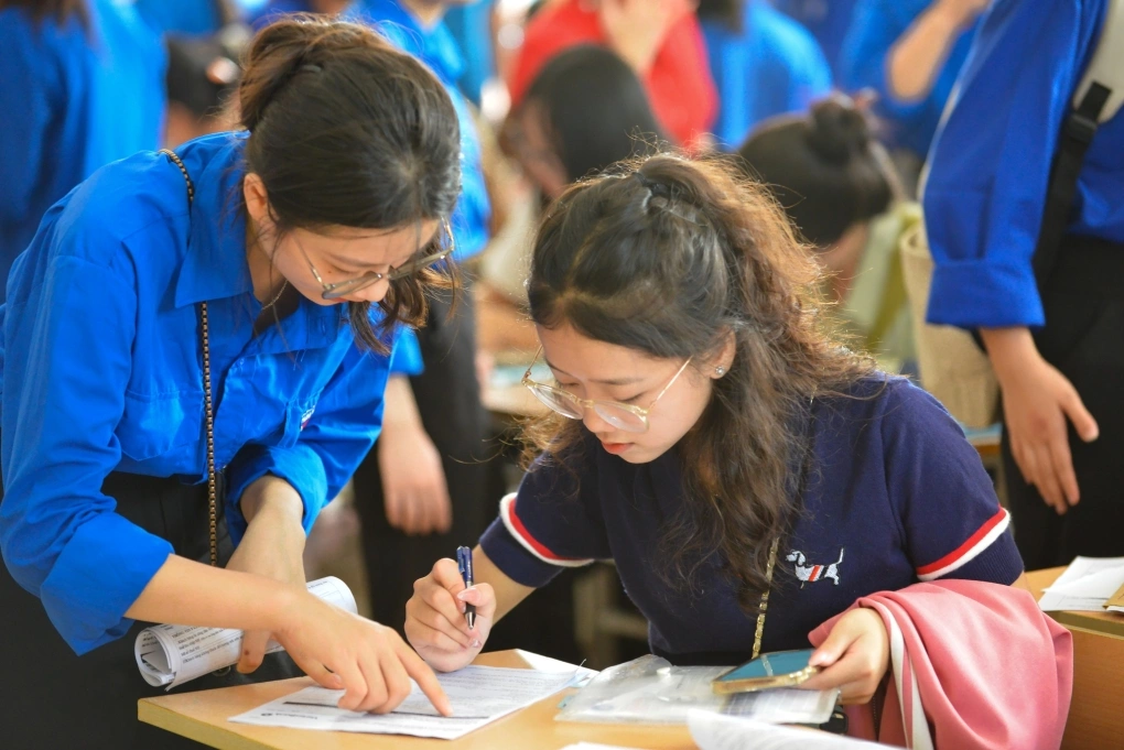 Sinh viên nhập học trường Đại học Sư phạm Thái Nguyên năm 2024. (Ảnh: Fanpage trường) Sinh viên nhập học trường Đại học Sư phạm Thái Nguyên năm 2024. (Ảnh: Fanpage trường)