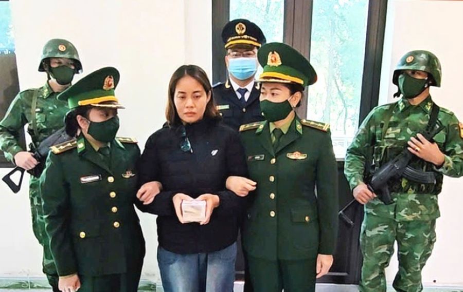 Hà Tĩnh: Bắt giữ đối tượng vận chuyển vàng trái phép qua biên giới