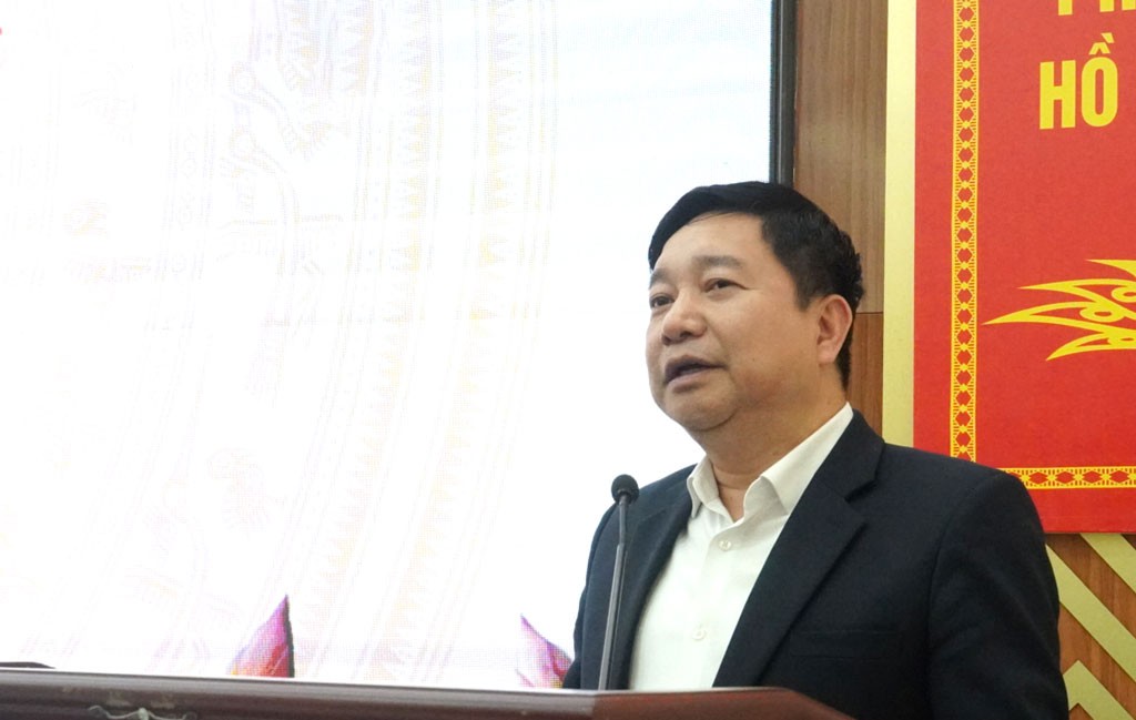 Sở GD&ĐT Nguyễn Tiến Dũng chủ trì