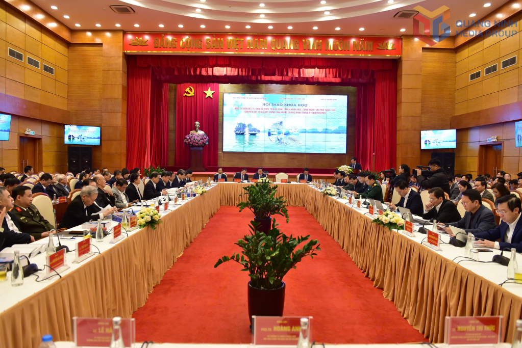 Hội thảo về phát triển khoa học công nghệ và xây dựng con người Quảng Ninh trong kỷ nguyên mới