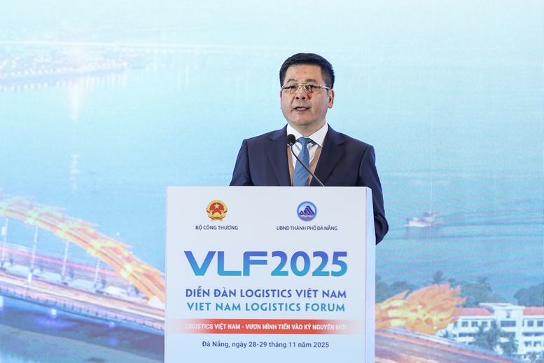 Bộ trưởng Bộ Công Thương Nguyễn Hồng Diên phát biểu tại Diễn đàn - Ảnh: VGP/Nhật Bắc