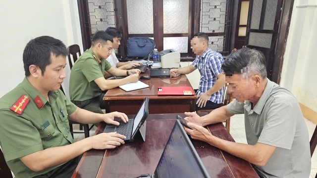 Đắk Lắk: Phạt hai người đàn ông mạo danh phóng viên hoạt động báo chí