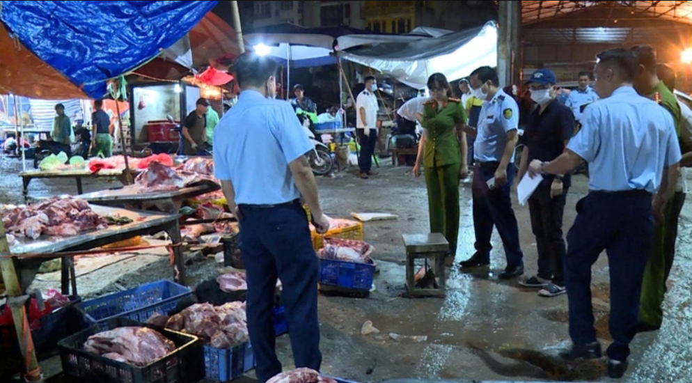 Hà Nội: Tăng cường thanh tra, xử lý nghiêm vi phạm về chất lượng, an toàn thực phẩm