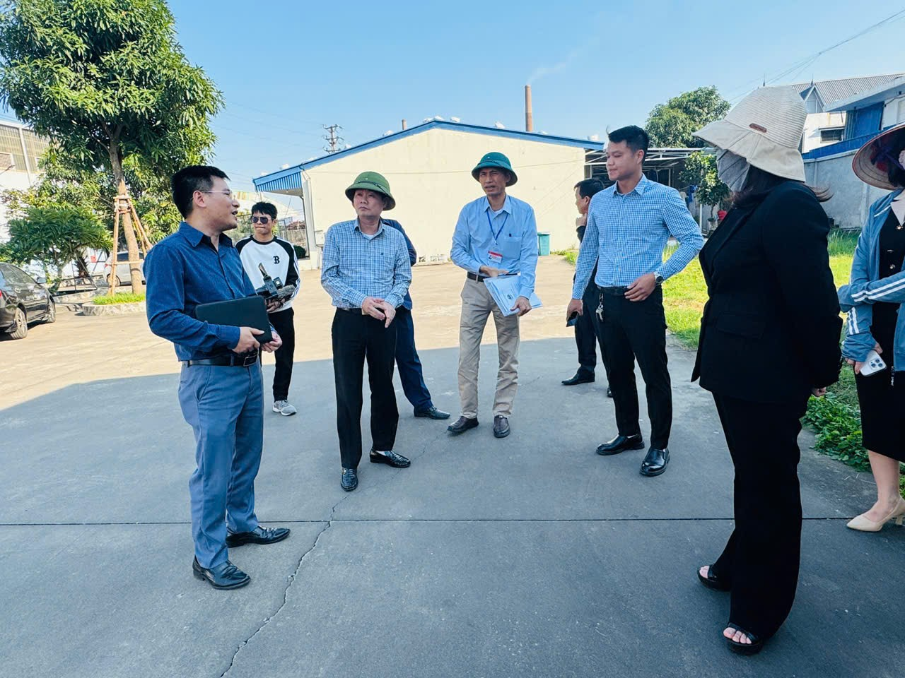 Xã An Lão kiểm tra hoạt động sản xuất, kinh doanh tại Công ty Cổ phần Thuận An Hải Phòng