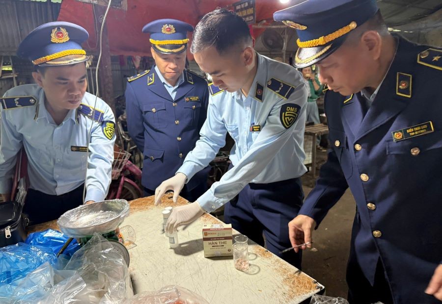 QLTT Hà Tĩnh xử phạt 3 cơ sở kinh doanh vi phạm trong lĩnh vực đăng ký kinh doanh