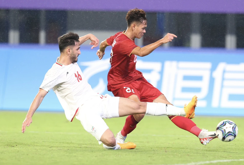 Vĩ Hào không có duyên với SEA Games khi đã nhiều lần bị gạch tên giờ chót. (Ảnh: Hoàng Linh) Vĩ Hào không có duyên với SEA Games khi đã nhiều lần bị gạch tên giờ chót. (Ảnh: Hoàng Linh)