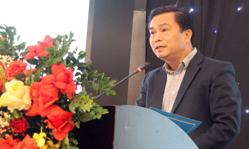 Đồng chí Nguyễn Văn Bình phát biểu khai mạc hội thảo. Đồng chí Nguyễn Văn Bình phát biểu khai mạc hội thảo.