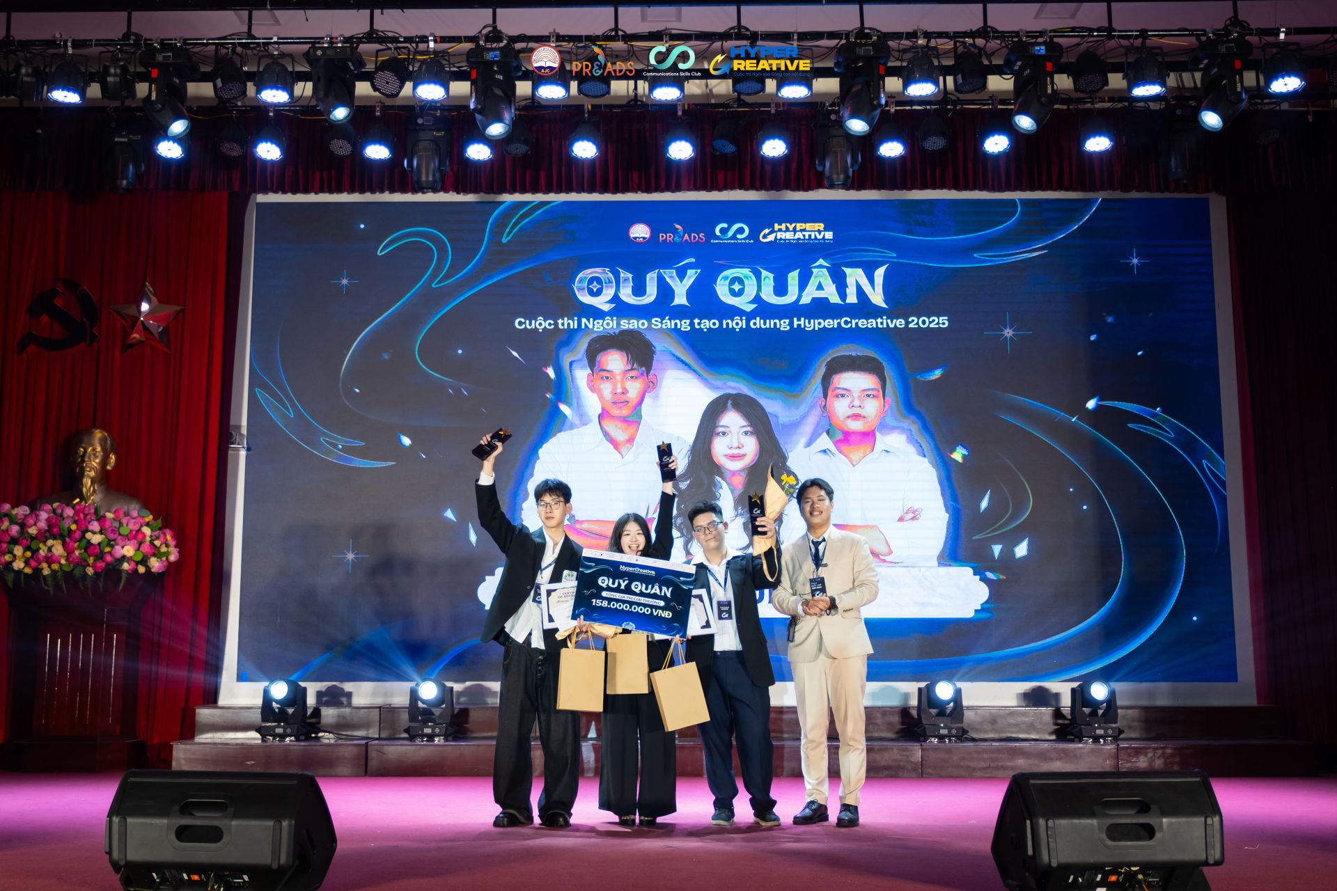 Hậu phương vững chắc tiếp lửa các chiến binh tại Đêm Chung kết HyperCreative 2025