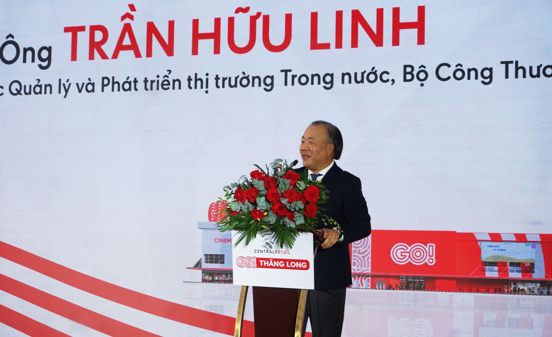 &ocirc;ng Trần Hữu Linh - Cục trưởng Cục Quản l&yacute; v&agrave; Ph&aacute;t triển thị trường trong nước (Bộ C&ocirc;ng thương)