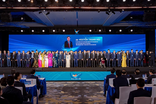 Tổng Giám đốc Yến sào Khánh Hòa tiếp tục là Ủy viên Đoàn Chủ tịch Hội Doanh nhân trẻ Việt Nam