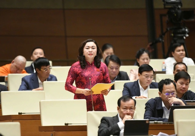 Cần tháo gỡ các vướng mắc về lương, phụ cấp để 'giữ chân' nhân lực y tế tuyến cơ sở