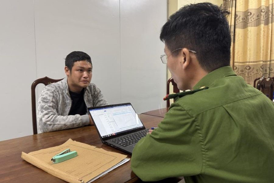 Cơ quan điều tra làm việc với đối tượng Nguyễn Viết Anh Dũng.