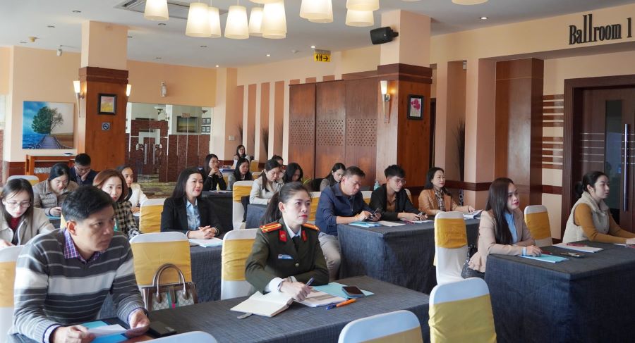 Các học viên tham dự lớp tập huấn.