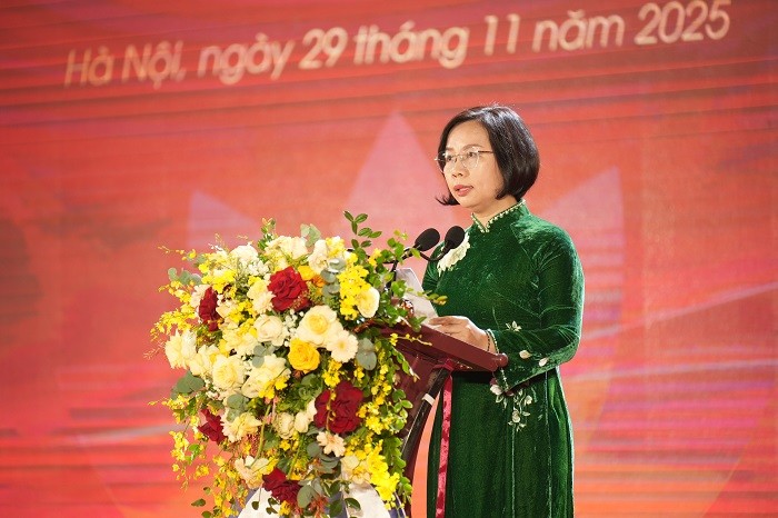 Chủ tịch Ủy ban MTTQ Việt Nam TP. Hà Nội Bùi Huyền Mai phát biểu tại sự kiện.