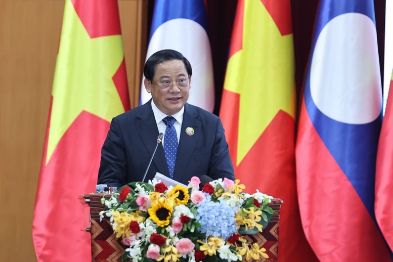Thủ tướng Lào Sonexay Siphandone cho biết phía Lào luôn hoan nghênh, tạo điều kiện thuận lợi cho các nhà đầu tư Việt Nam trong các lĩnh vực tiềm năng như điện lực, hạ tầng giao thông, nông nghiệp công nghệ cao - Ảnh: VGP/Nhật Bắc
