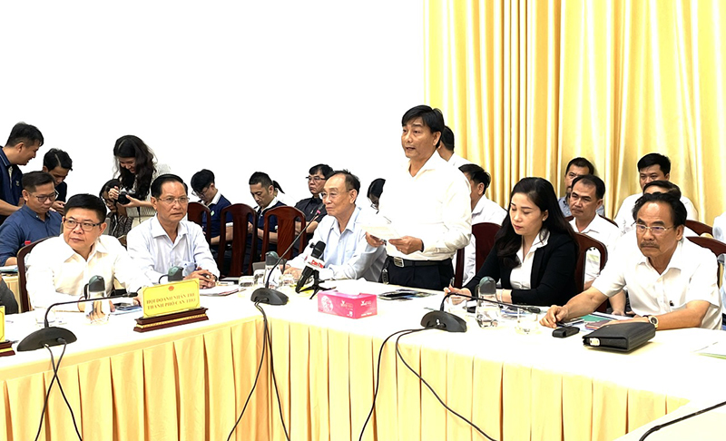 ÔNg Võ Hoàng Tâm Phó Chủ tịch Hiệp hội Doanh nghiệp TP. Cần Thơ kiến nghị tháo gỡ vướng mắc khó khăn của doanh nghiệp