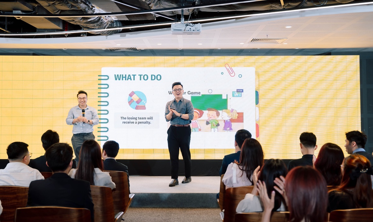 Mentor Minh Đức - Giảng dạy Demo trong chương trình ra mắt IELTS Mentor ELITE Mentor Minh Đức - Giảng dạy Demo trong chương trình ra mắt IELTS Mentor ELITE