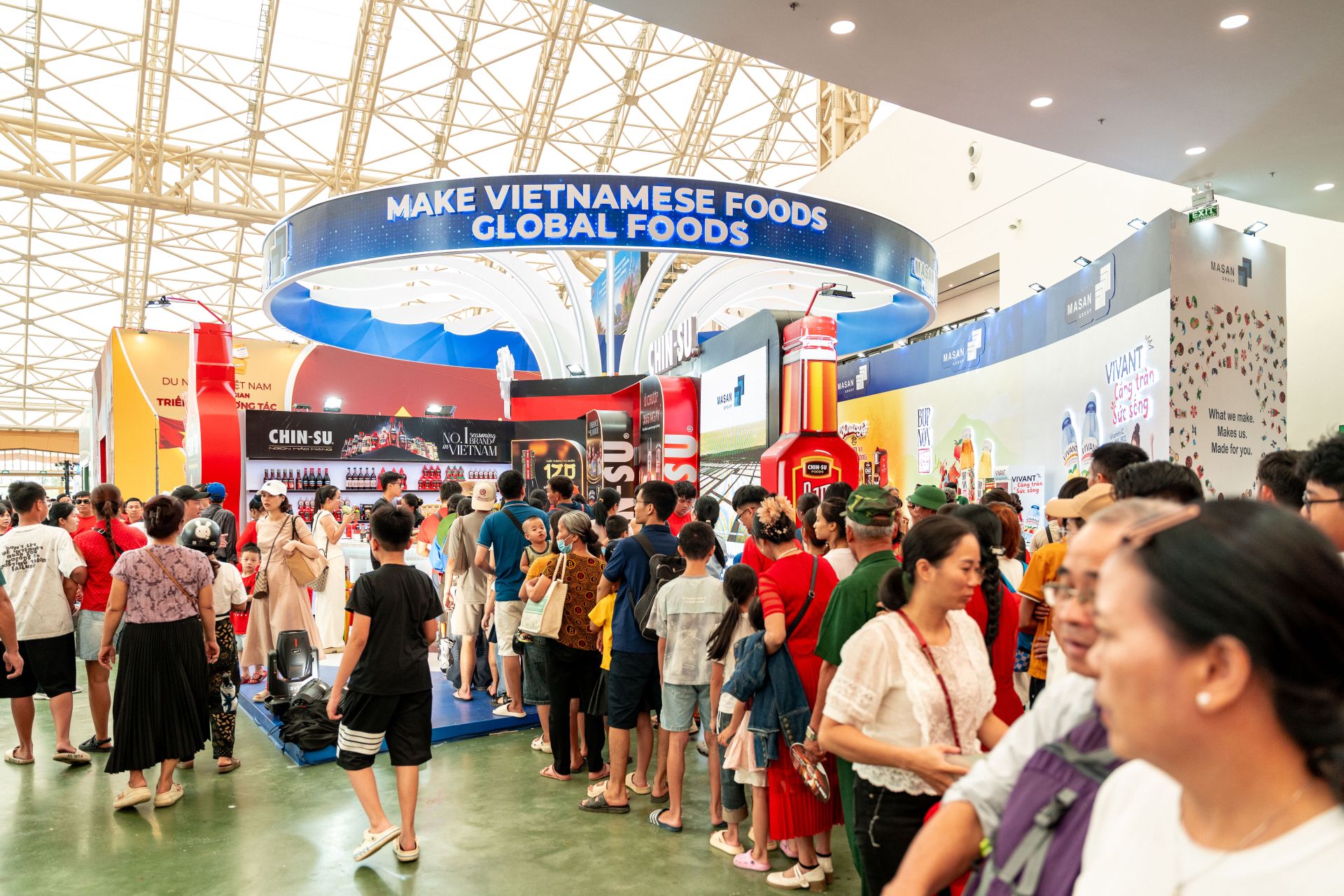 Người tiêu dùng tham gia sự kiện của Masan Consumer Người tiêu dùng tham gia sự kiện của Masan Consumer