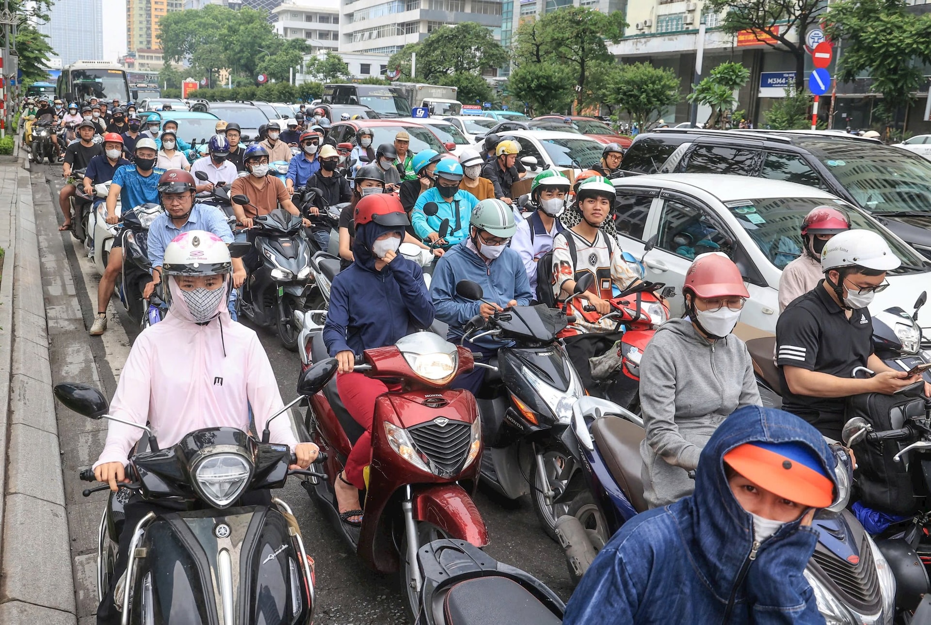 Hà Nội thí điểm hạn chế xe máy xăng từ 1/7/2026: Người dân đồng thuận vì mục tiêu không khí sạch
