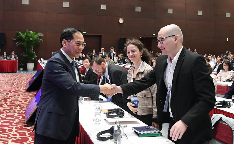 Việt Nam coi trọng hợp tác với các tổ chức phi chính phủ nước ngoài