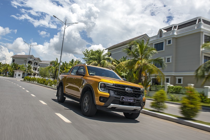 Ford Ranger được hỗ trợ 100% lệ phí trước bạ cho các phiên bản Stormtrak, Wildtrak, Raptor và XLS, trong khi phiên bản XL được hỗ trợ 50%