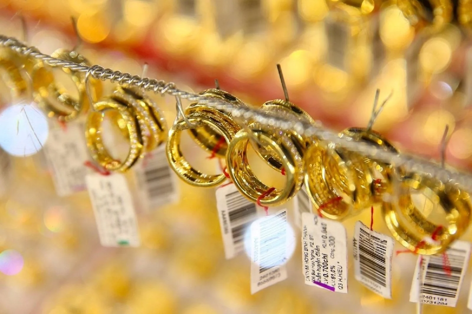 Giá vàng hôm nay 4/12: Vàng thế giới biến động nhẹ, trong nước đi ngang. (Ảnh minh họa)