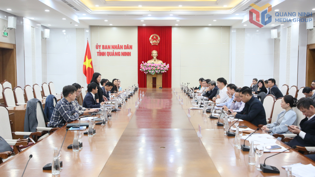 Phát triển khu vực Hải Phòng, Quảng Ninh thành trung tâm kinh tế biển hiện đại, mang tầm quốc tế