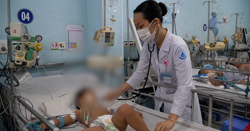 TP.HCM ghi nhận hơn 32.600 ca tay chân miệng, EV71 xuất hiện trở lại làm gia tăng nguy cơ chuyển nặng