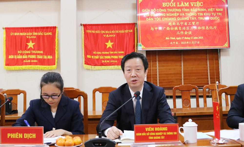 Ông Viên Hoàng phát biểu tại buổi làm việc với Sở Công Thương tỉnh Bắc Ninh.