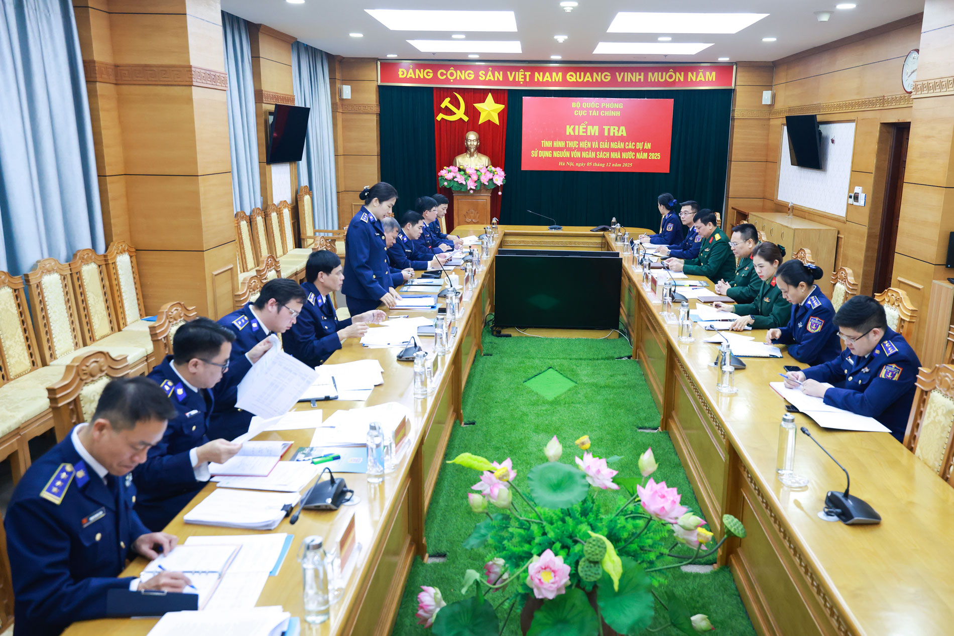 Bộ Quốc phòng kiểm tra công tác giải ngân vốn đầu tư công năm 2025 tại Cảnh sát biển Việt Nam